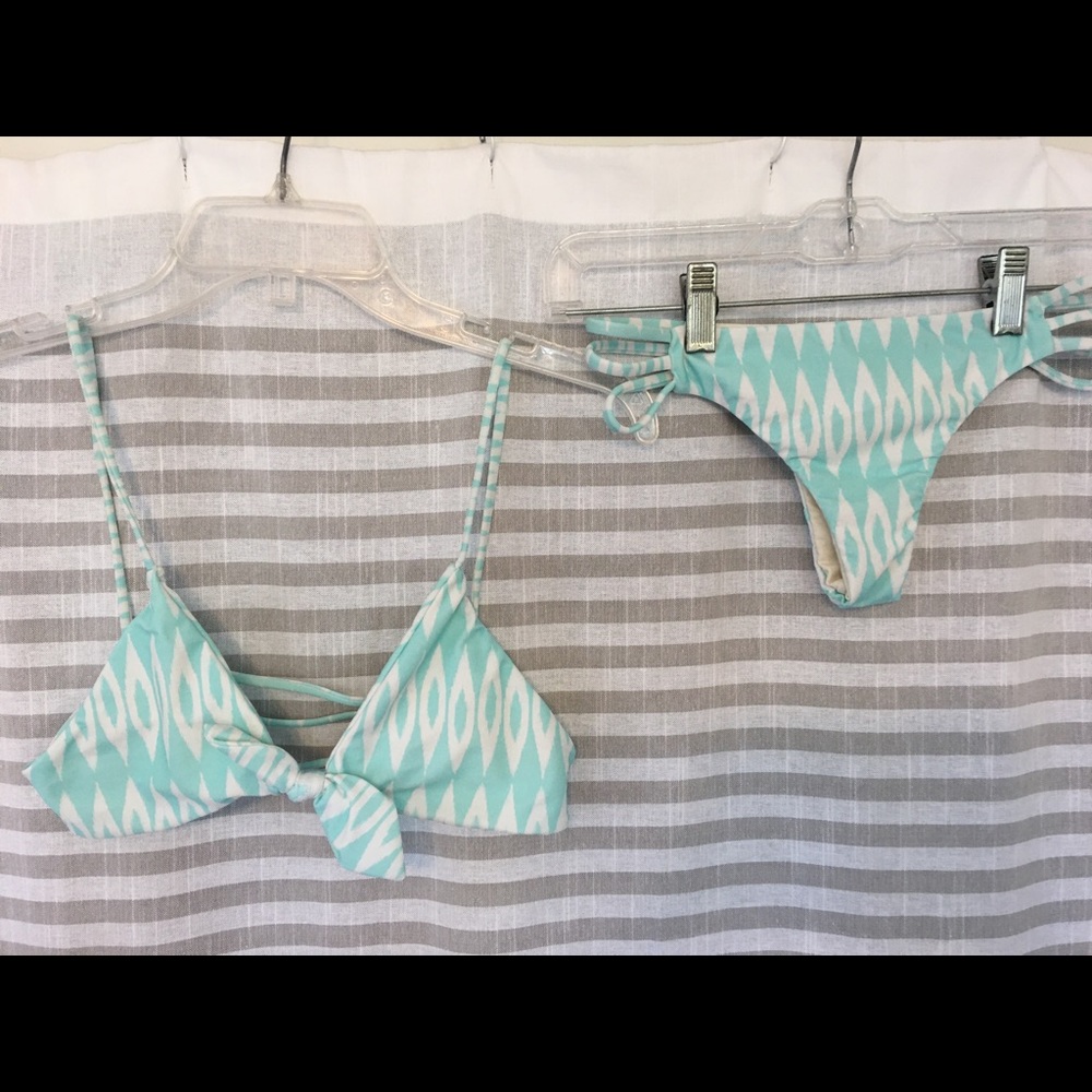 Aila Blue Set Size Small
